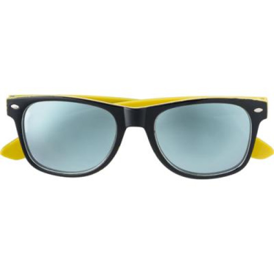 Plastic sunglasses with UV400 protection